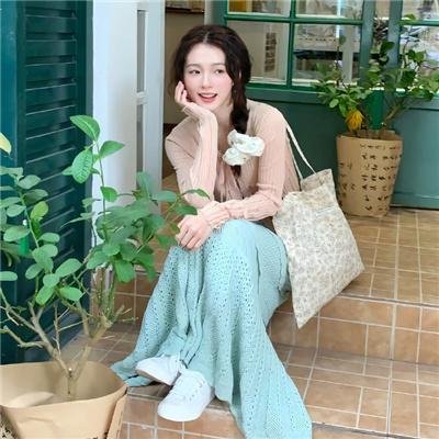 金光松美的四块石板